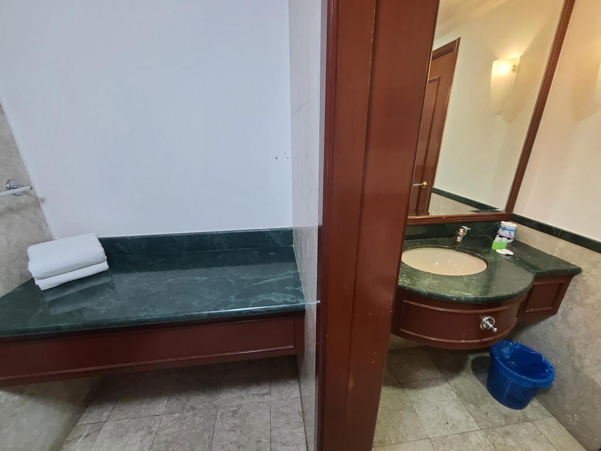 Kl Time Square Hotal Sarvice Suite Kuala Lumpur Zewnętrze zdjęcie