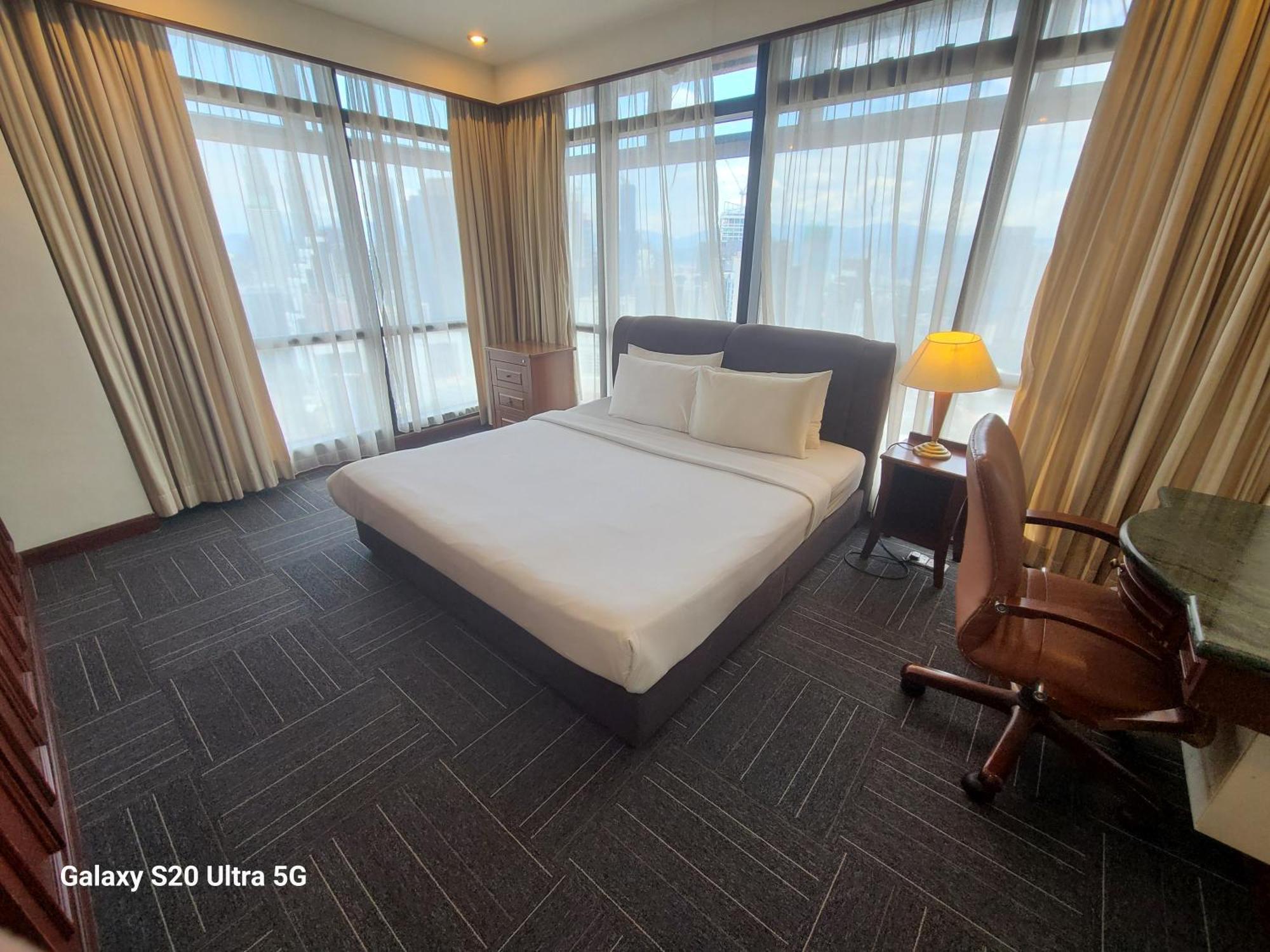 Kl Time Square Hotal Sarvice Suite Kuala Lumpur Zewnętrze zdjęcie